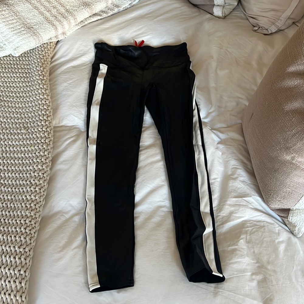 Spanx Faux Leather Leggings white stripe